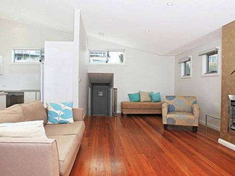 Surf Mist Contemporary Seaside Duplex - Darwin Holiday 3
