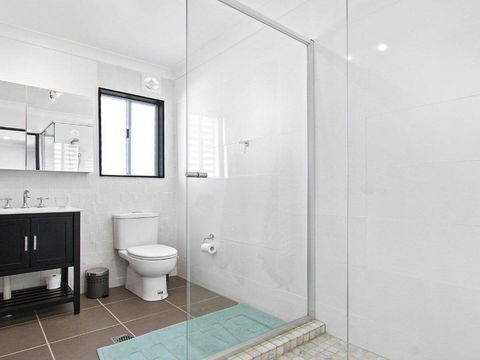 Sunset Beach Situated Between Two Beaches & A Lake - Darwin Holiday 2