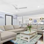 Sunset Beach Situated Between Two Beaches & A Lake - Darwin Holiday 0