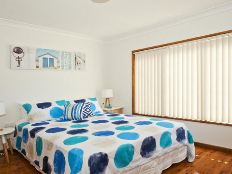 The Batch Funky & Fun - Darwin Holiday 6