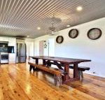 The Lobster Pot great outdoor eating area - Darwin Holiday