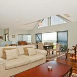 Villa Mer Stylish Waterfront Accommodation - Darwin Holiday 0