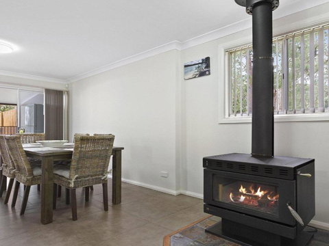 Currambene Cottage All About Location - Darwin Holiday 6