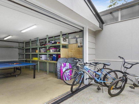 Currambene Cottage All About Location - Darwin Holiday 1