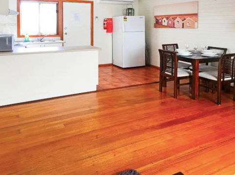 Rye Nov 15 17 ForeshoreRockFestHot RoadsDancing - Darwin Holiday 5