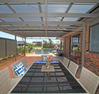 Carefree on Cormorant - Darwin Holiday