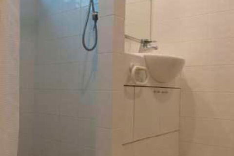 Absolute Beachfront Mooloolaba - Darwin Holiday 7
