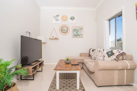 Peaceful 2kingbed Rootyhill Townhouse Near Station - Darwin Holiday 5