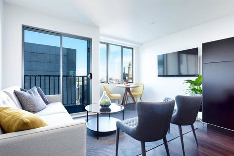 Oliver Stylish City Views Near Graffiti Laneways - Darwin Holiday 6