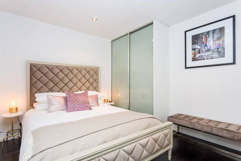 Penthouse At Graffiti Laneways & Top Restaurants - Darwin Holiday 2