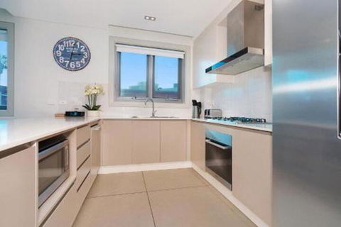 Samar Cove Unit 8 - Darwin Holiday 4