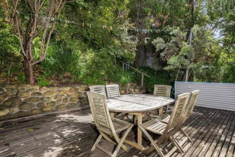 Wye View Architecturally Designed Stunning Views - Darwin Holiday 7
