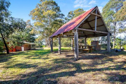 Braeside Cabin One Pinkwood - Darwin Holiday 5