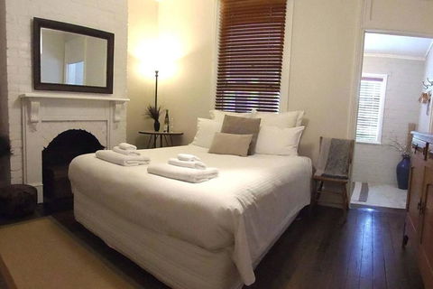 YSG The Edward Townhouses 155 & 157 Steps To Town - Darwin Holiday 1