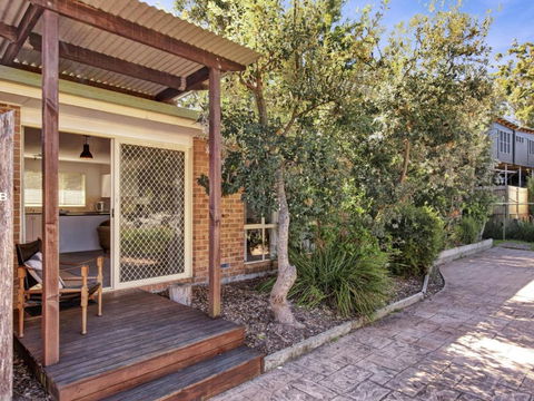 Mollymook Coastal Villa - Darwin Holiday 1
