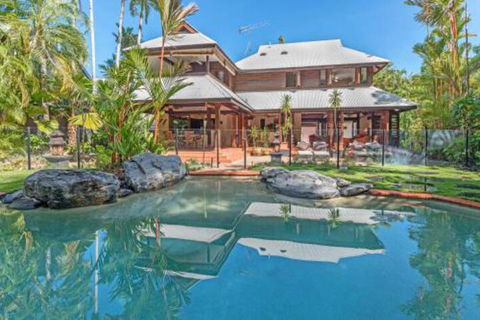 Luxurious Sala Private Beachfront Escape - Darwin Holiday 0