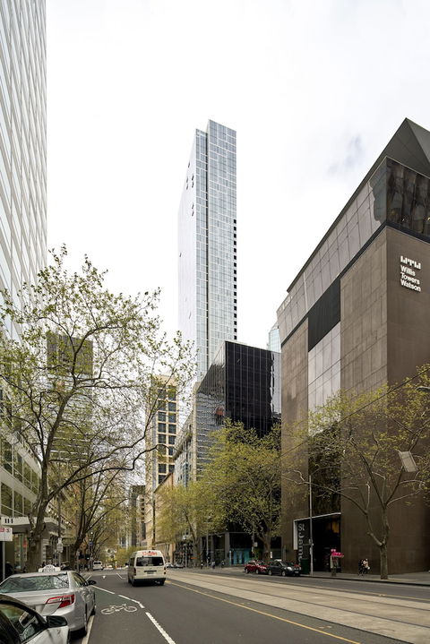 Arise Collins House - Darwin Holiday 2