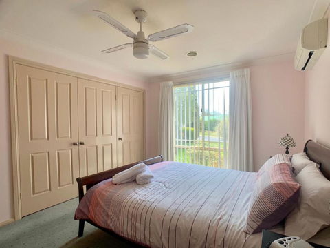 Tidy Home In A Leafy Suburb Great Location - Darwin Holiday 5