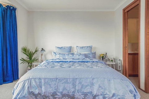 Vintage Cuddle Guest House - Darwin Holiday 2