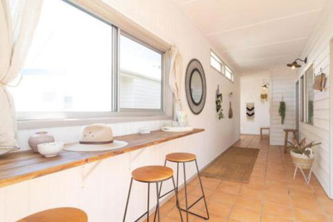 Lighthouse Landing - Darwin Holiday 6