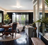 Lardi Lane - Darwin Holiday