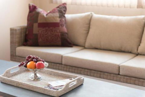 Ourania Luxury Bed & Breakfast Sleeps 7 - Darwin Holiday 7