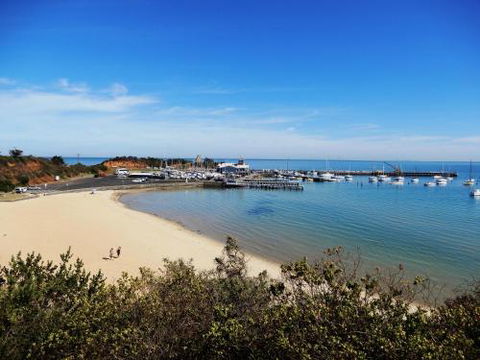 Portrush Luxury B & B - Darwin Holiday 2