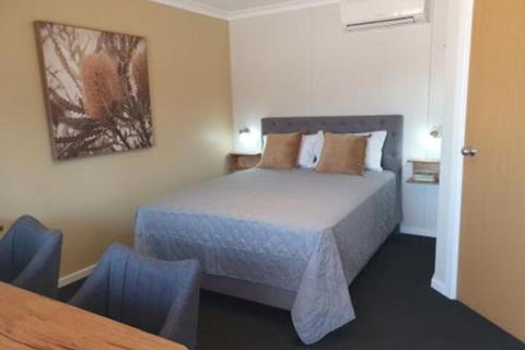 Cornwall House Accommodation - Darwin Holiday 0