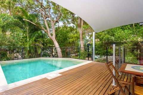 6 Ibis Court Modern Tropical Family Home With Inground Swimming Pool & Outdoor Entertaining Area - Darwin Holiday 5