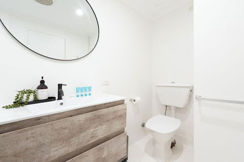 Ultimate Bondi Living - Darwin Holiday 6