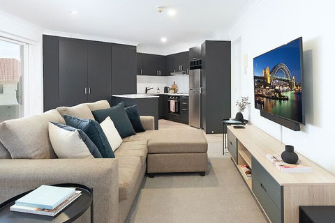 Ultimate Bondi Living - Darwin Holiday 1