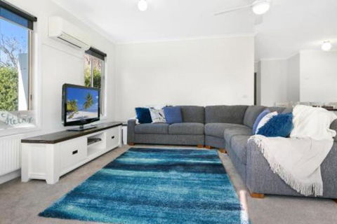 Easy Living Rosebud - Darwin Holiday 7