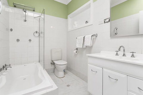 Morna Point Road 86a Nells Cottage - Darwin Holiday 7