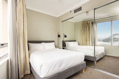 Sydney CBD 1 Bedroom Apart 1312 BRG - Darwin Holiday 3