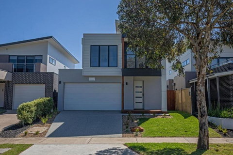 Seagrove Retreat Cowes - Darwin Holiday 4