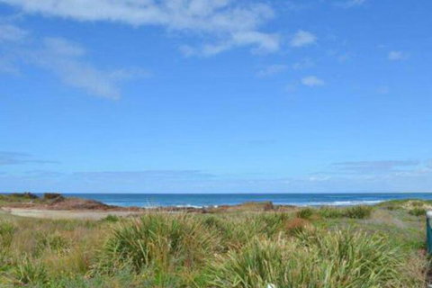 Birubi Breezes 2 / 7 Fitzroy St. Large Duplex With Air Conditioning WIFI & Only 5 Minute Walk To The Beach - Darwin Holiday 7