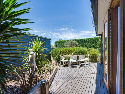 The Sanctuary Studio - Darwin Holiday 1