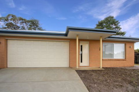 V & V Family Dream Away - Darwin Holiday 0