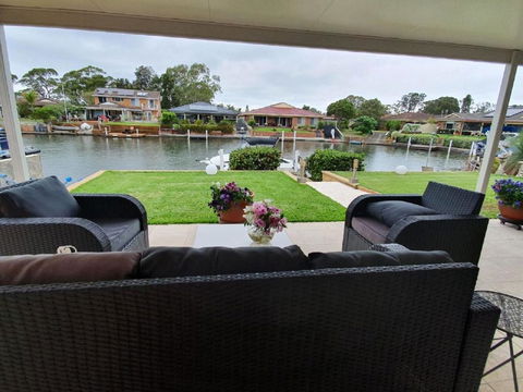 Waterfront Haven With Jetty Mooring & WiFI - Darwin Holiday 4