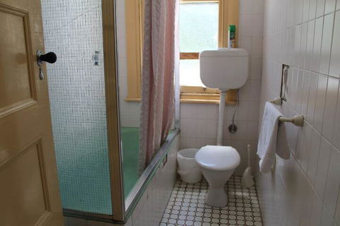 Royal Hotel Orange - Darwin Holiday 1