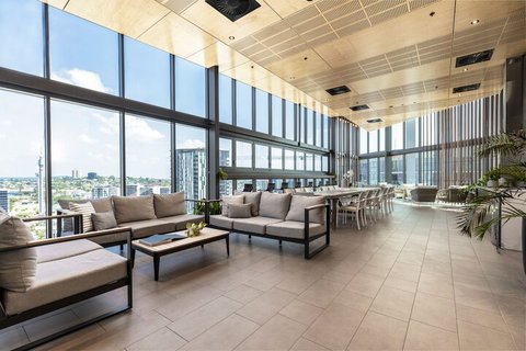 Brisbane One Apartment - Darwin Holiday 4