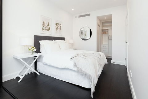 Luxury Sydney Apartment - Darwin Holiday 5