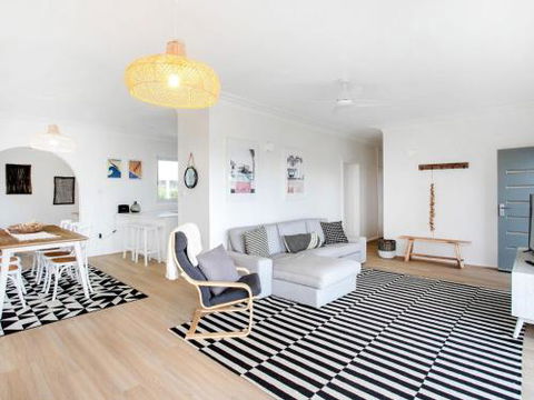 Clissold St. 1 - Darwin Holiday 2