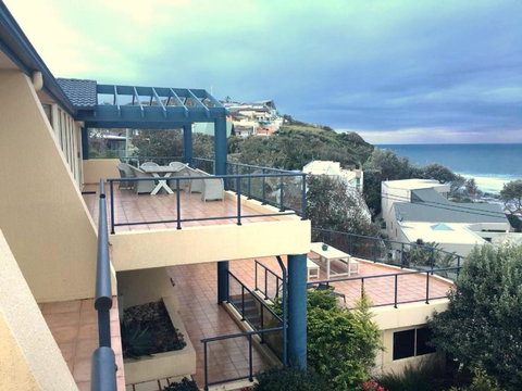 Cliff View 62 Forresters Beach Road - Darwin Holiday 4