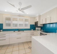 Burkeys 5 Main Street - Darwin Holiday