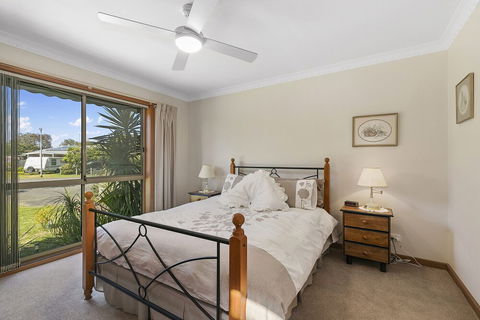 Peaceful Retreat Surf Side PET Friendly - Darwin Holiday 2