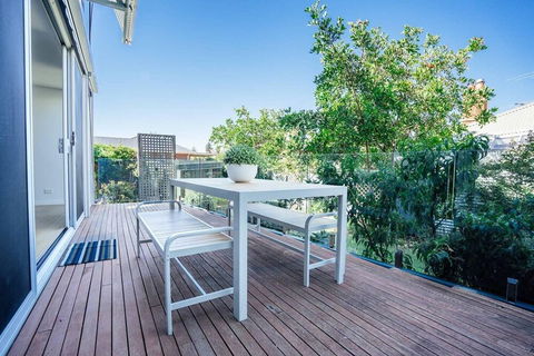 Santorini On Seaview Beachside Living Sauna Wifi - Darwin Holiday 3