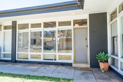 Deja Blue At Augusta Wifi Nespresso Netflix - Darwin Holiday 3