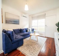 Urban Beach Shack Metres from the Beach  Cafes - Darwin Holiday