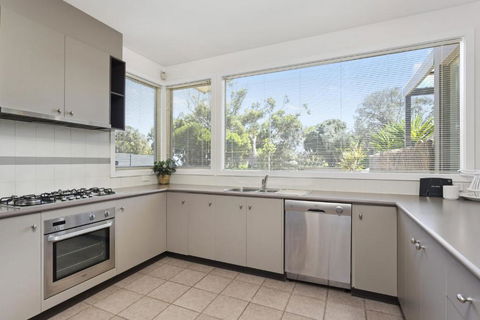 CAPELS REST CAPEL SOUND - Darwin Holiday 3